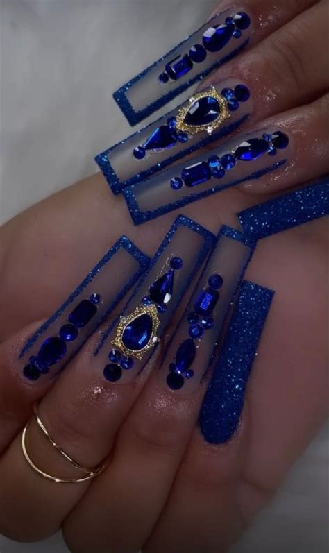 blue nails inspo en  unas de gel brillantes manicura de unas