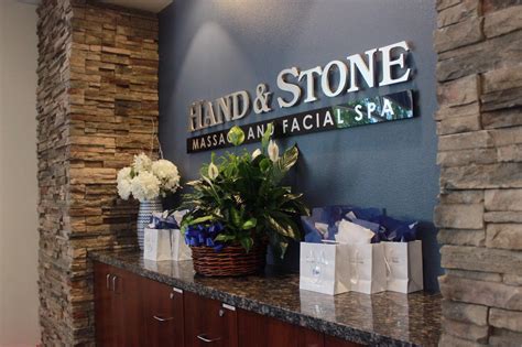fresno ca massage therapist hand and stone massage and facial spa