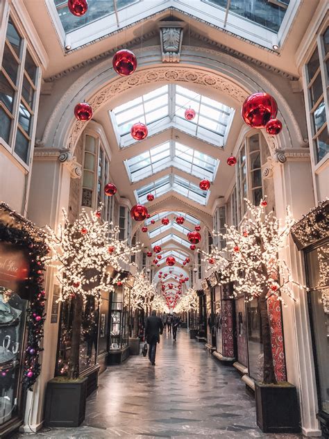 christmas shopping  london world  wanderlust