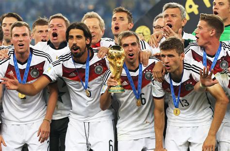 teams   expanded fifa world cup    win  football