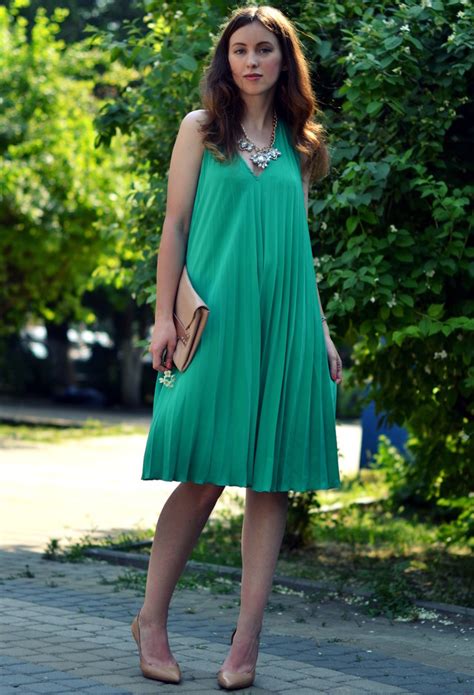 fabulous green dress outfits ideas   summer long pretty designs