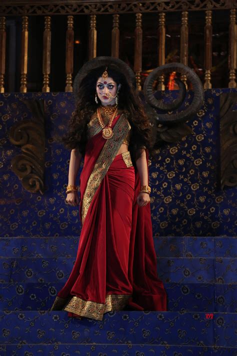 Actress Radhika Kumaraswamy Aka Kutty Radhika Hd Stills From Samharini
