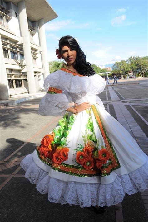 traje fantasia joropo venezolano trajes tipicos colombianos traje