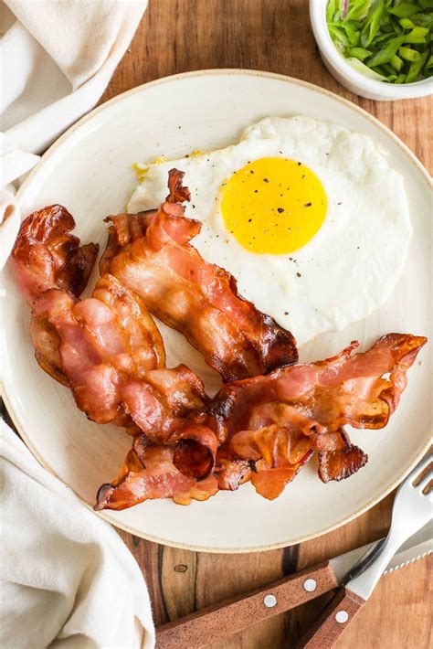 bacon  eggs recipe