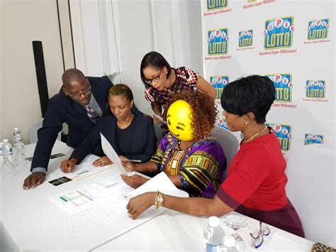 You Can’t See Me Jamaican Woman Hides Face To Claim 1 Million Lottery