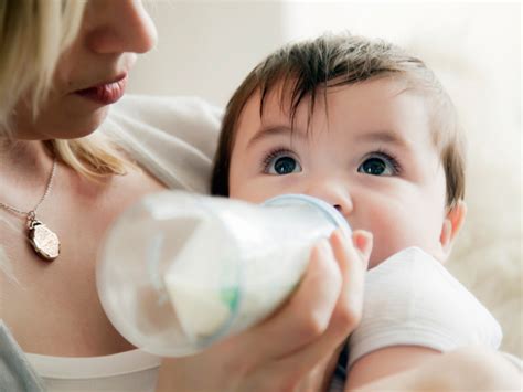 Stop The Bottle Shaming Why It S Ok To Not Breastfeed