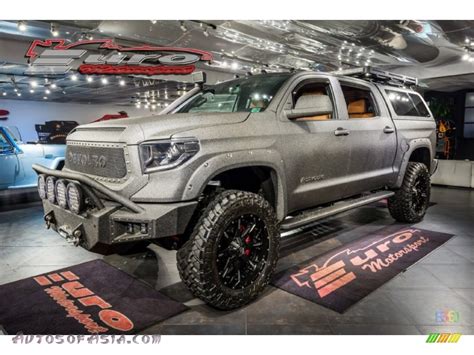 toyota tundra  edition crewmax   magnetic gray metallic photo   autos