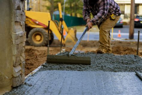 prepare  site  pouring concrete