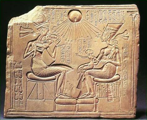 akhenaton nefertiti leurs enfants et le dieu atron avec images