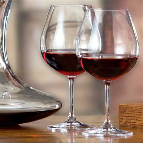 The Best Wine Glasses For Pinot Noir Glassware Guru