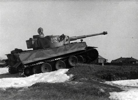 Пин на доске Panzerkampfwagon Vi Tiger 1