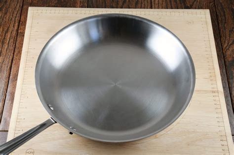 learn   clean stainless steel pans jessica gavin