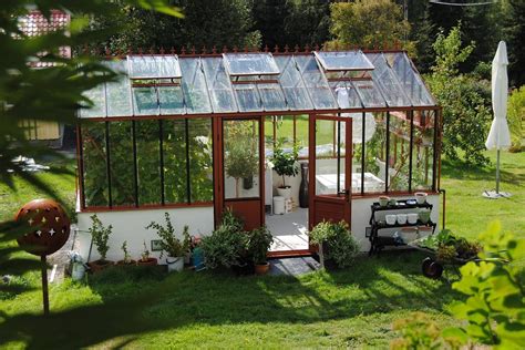 cheap easy diy greenhouse designs  build  jhmrad