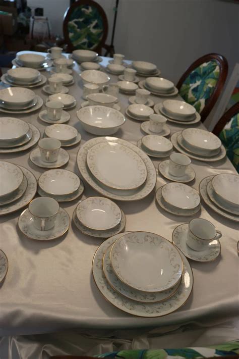 vintage noritake allure china dinnerware set   total  pieces lupongovph