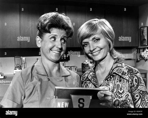 brady bunch ann b davis florence henderson and now a word from our