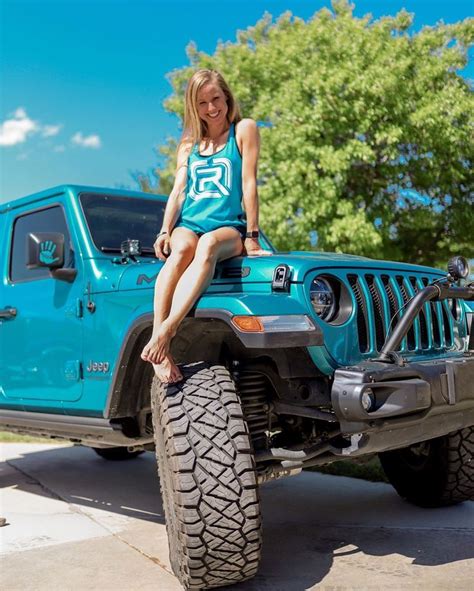 pin on jeep girls 2