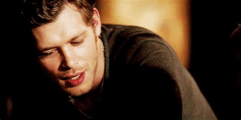 account closing — klaus mikaelson x reader smut