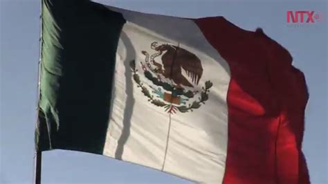 México En La Historia De Su Bandera Youtube