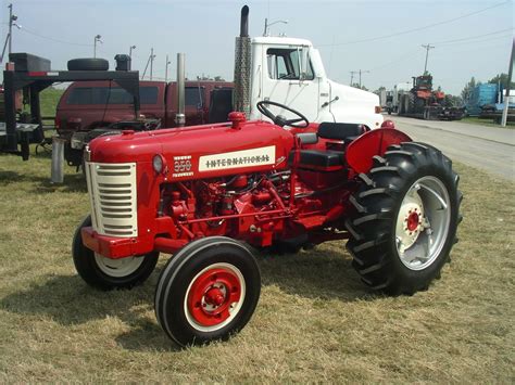 ih  diesel utility international harvester tractors tractors