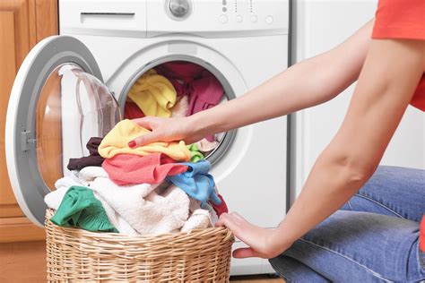 Laundry Tips For Cleaner Clothes And Lower Bills Article Dls Maytag