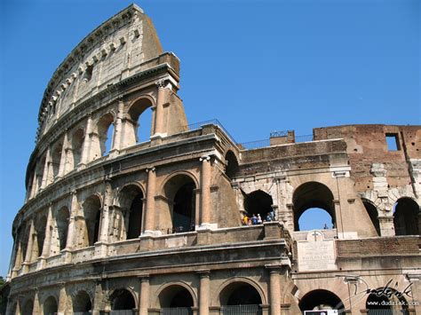 ancient roman colosseum
