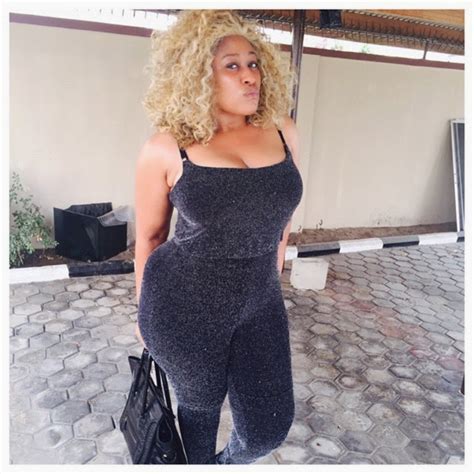 she is back lagos curvy babe amaka diane wants you to see more hot