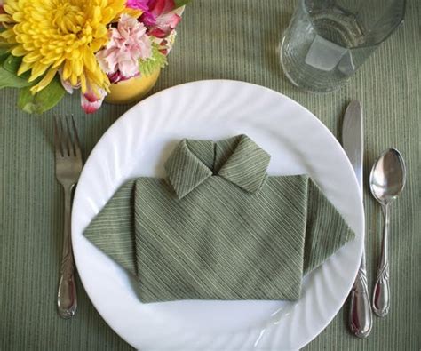 ridiculously simple napkin folding ideas   screw   huffpost