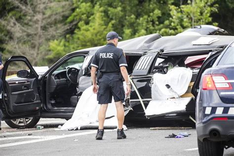 n y limo driver in 2015 fatal crash faces homicide charges wsj