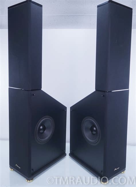 mirage om  powered bipolar speakers excellent working pair   room