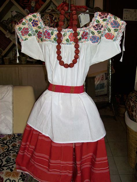 Blusa Tradicional De Xochistlán Puebla Y Falda De Telar De Cintura De