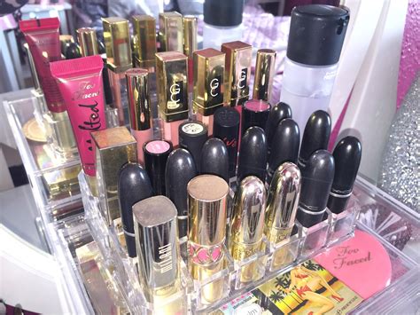 beauty  alisha  makeup collection storage
