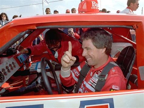 nascar s darrell waltrip retiring from fox broadcasting booth