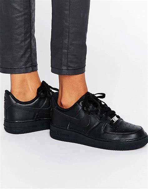 Nike Air Force 1 07 Trainers In Black Asos