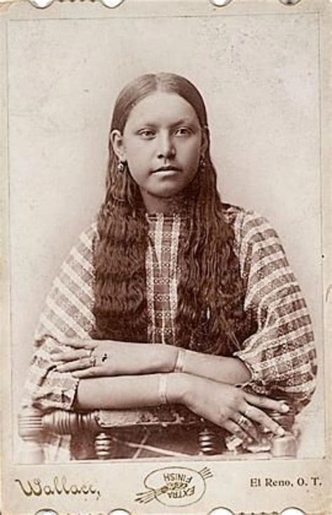 portrait of native american teen girls before 1900 indian filles amérindiens indien