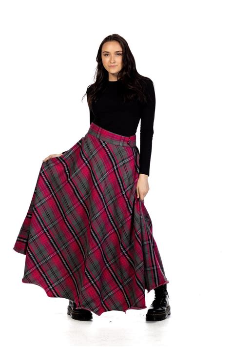 long plaid skirt button zipped tartan skirts  womens scottish kilt
