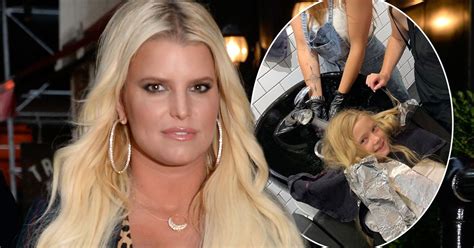 jessica simpson mum shamed after sharing a snap of her daughter maxwell