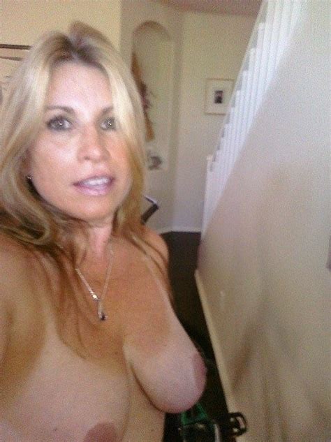 Big Tit Housewife Selfie Milf Sorted By Position
