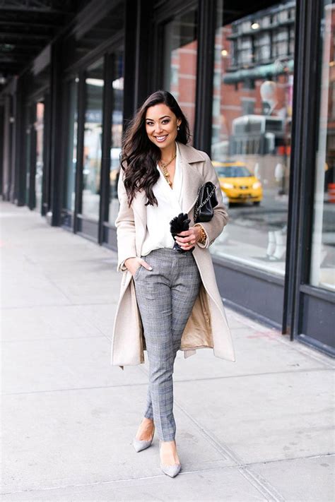 40 Stylish Business Meeting Outfit Ideas Casual Work Outfits Work