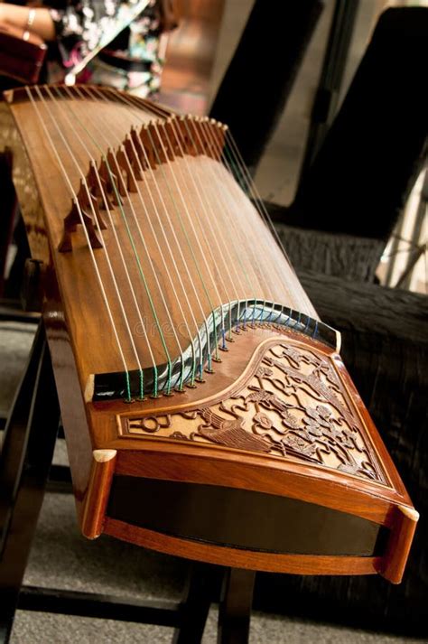 traditionelles guzheng musikinstrument stockfoto bild von
