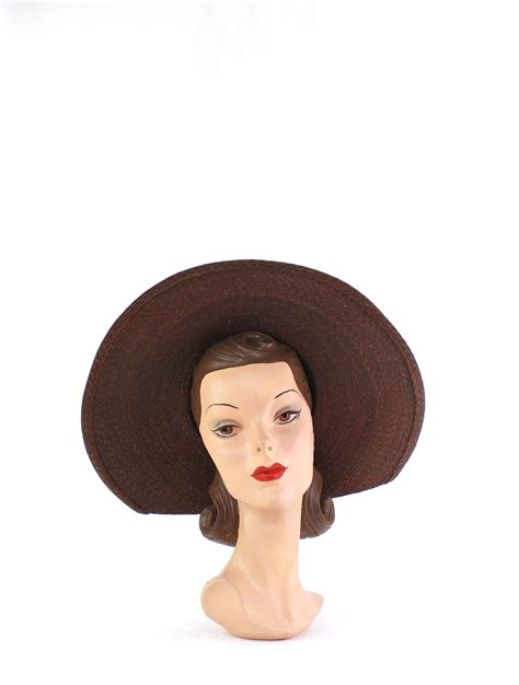 1940s Dark Brown Straw Platter Sun Hat 1940s Brown Platter Hat