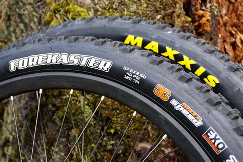 maxxis forekaster  tire review singletracks mountain bike news