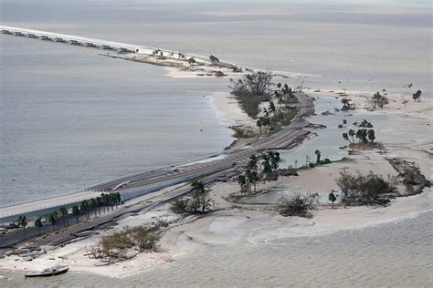 hurricane ian  show  devastating toll  florida time