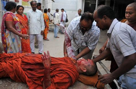 Series Of Explosions Rocks Buddhist Temple In India The New York Times