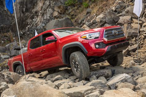 toyota tacoma trd  road review