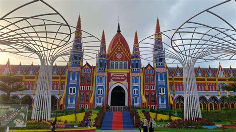 jatinangor national park jans park  sumedang atourin