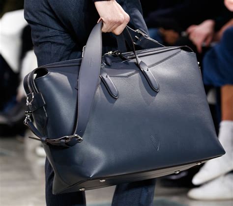 Black Louis Vuitton Man Bag