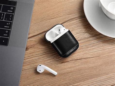 save    leather airpod case geeky gadgets