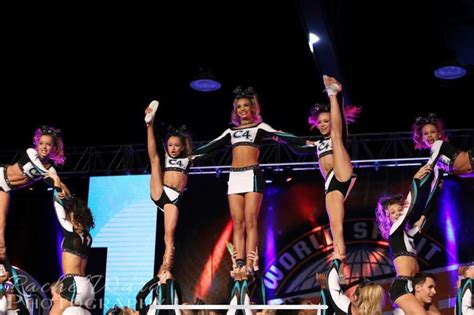Pin By Melanie On Cheer Cheer Extreme Cheer Pictures Cheerleading