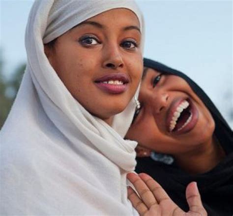 ways  apologize   somali woman
