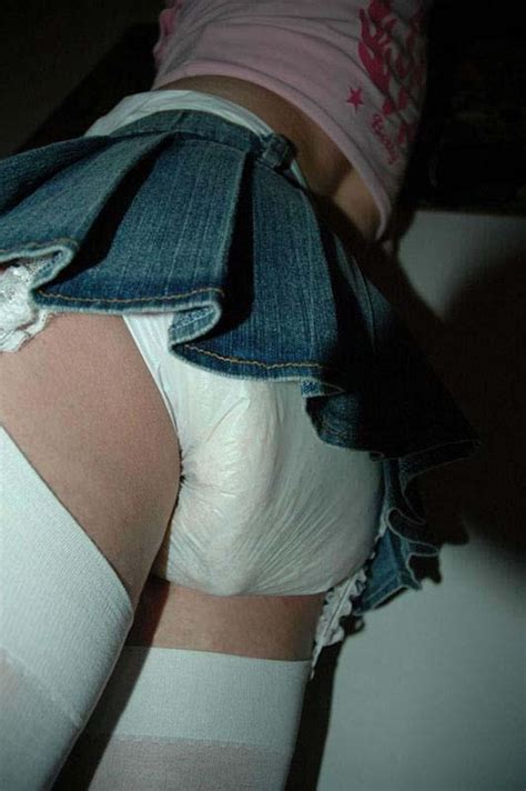 teen girl in diaper pic